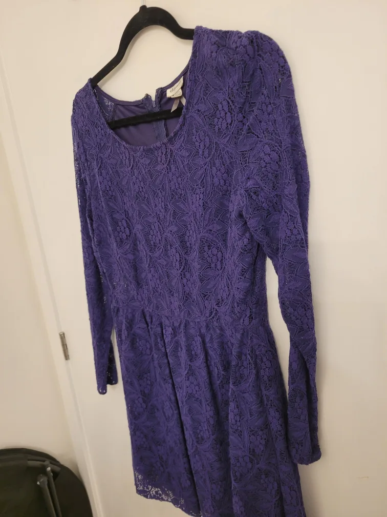 Vintage Dynamite Purple Lace Dress - Size M image indicator(3)