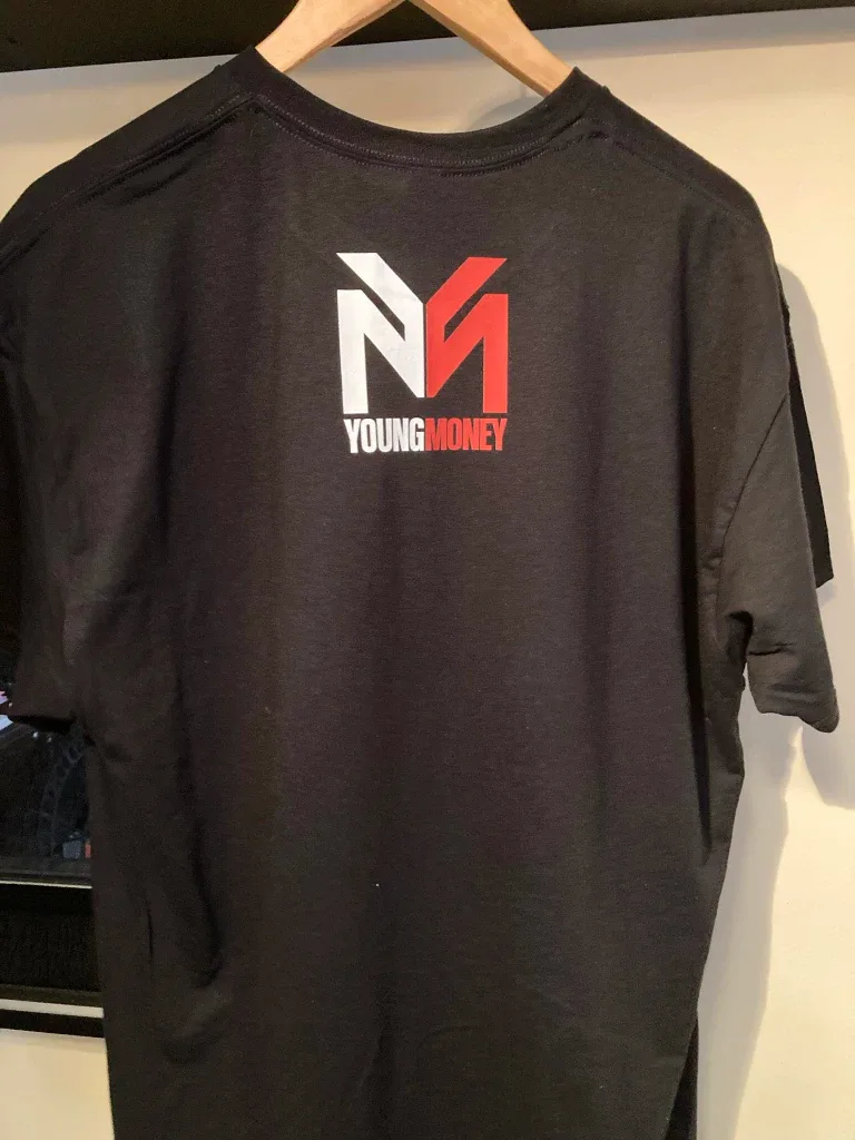 Lil Wayne T-Shirt's AUG 11th BUD STAGE 4 designs to chose from image indicator(4)