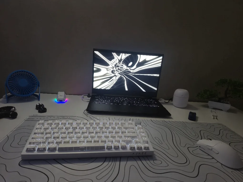 READ DESCRIPTION!!!   AJazz Keyboard & AttackShark Mouse Combo