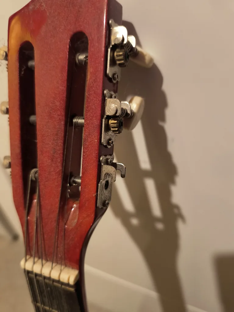 Acoustic Guitar image indicator(2)