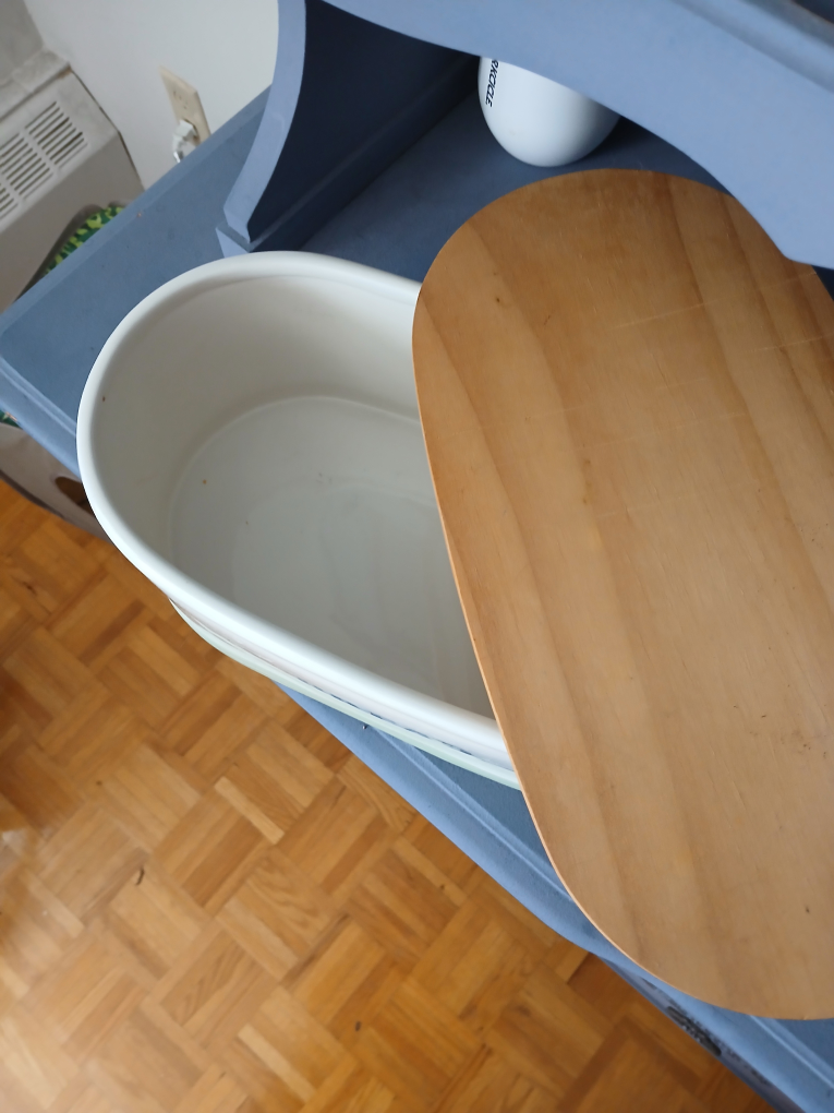 Ceramic Bread Box with Wooden Lid - photo 2