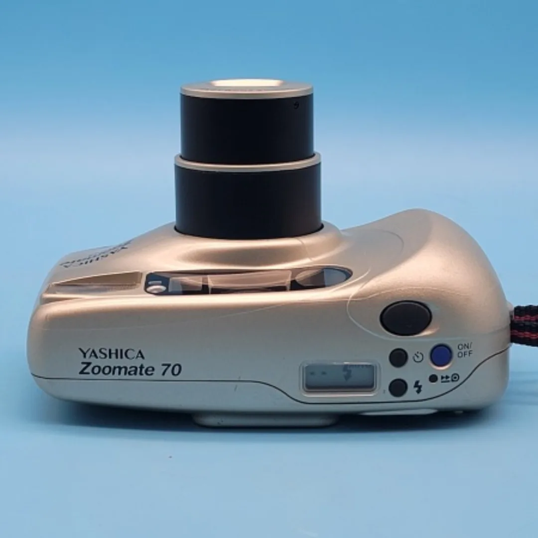 Yashica Zoomate 70 Camera image indicator(8)