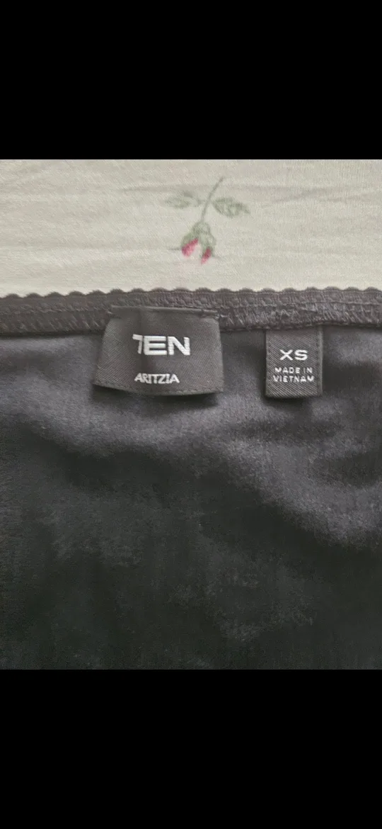 New Aritzia TEN Gatsby Bodysuit - Black, XS image indicator(3)