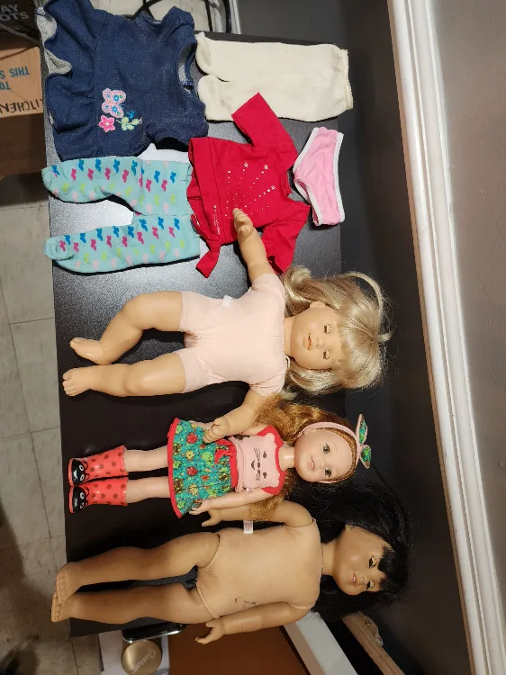 American Girl used Dolls with Clothes thumbnail
