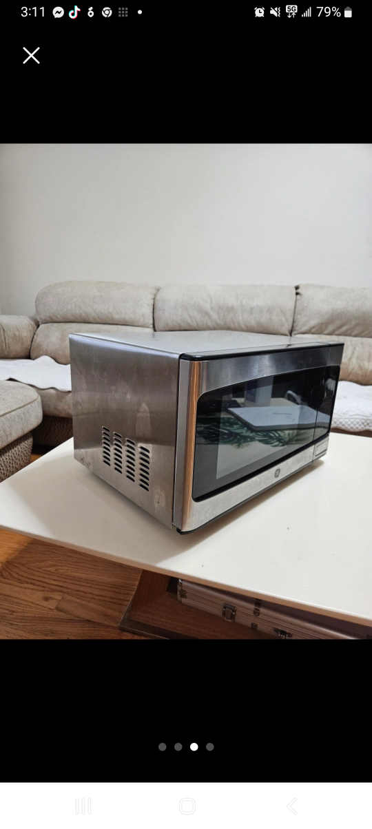 GE Stainless Steel Countertop Microwave - photo 2