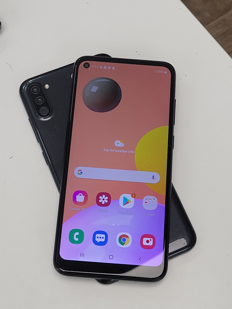 Samsung Galaxy A11 - Black Smartphone - photo 3