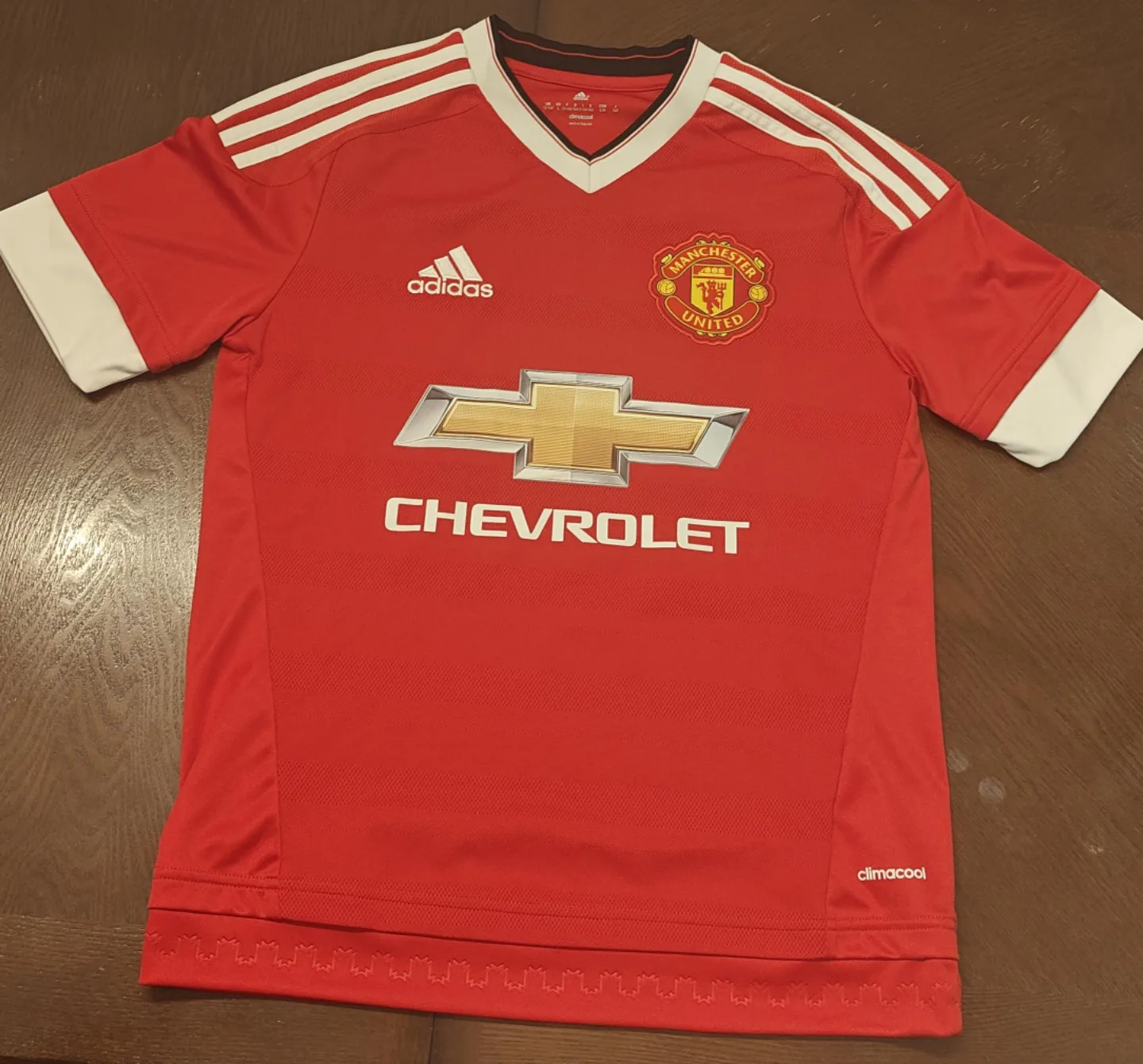 Adidas Manchester United Jersey - Youth L thumbnail