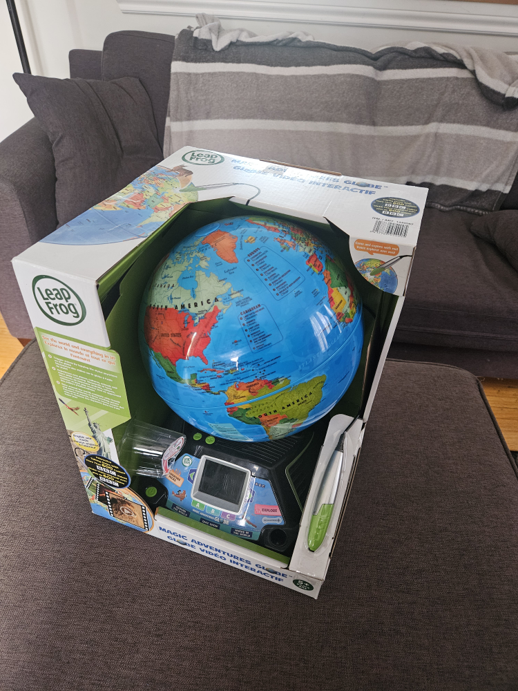 LeapFrog Magic Adventures Interactive Globe