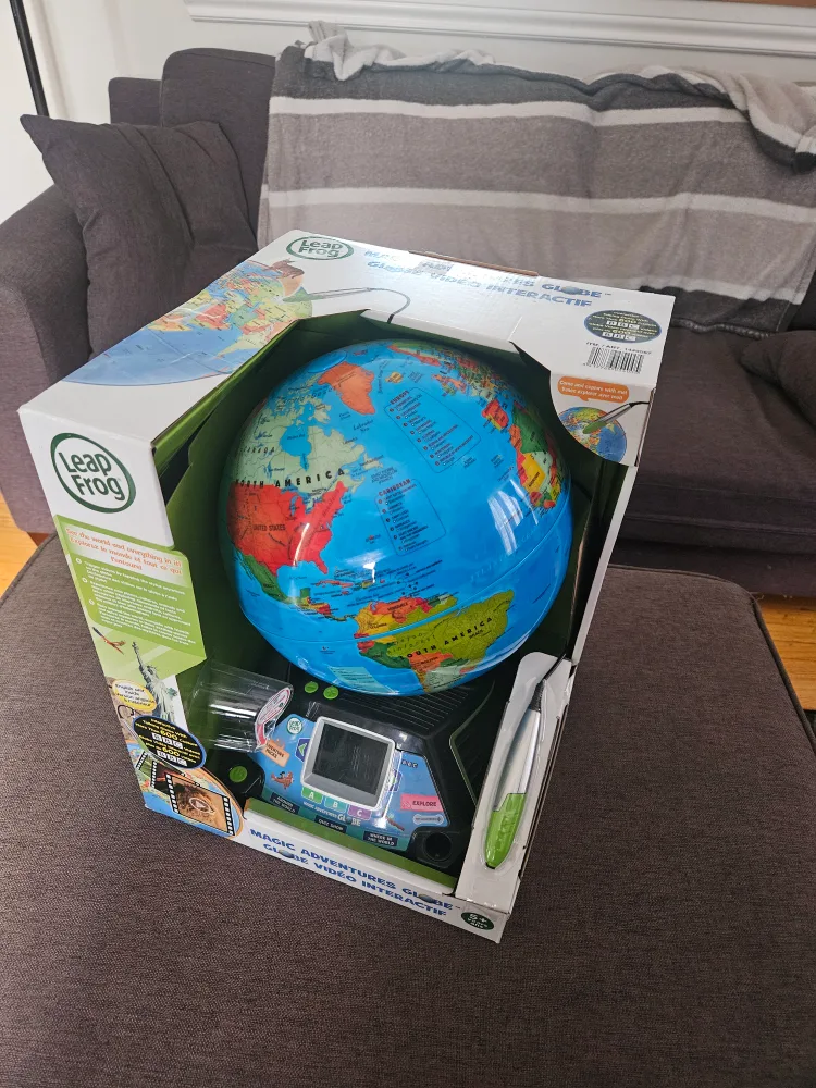 LeapFrog Magic Adventures Interactive Globe thumbnail