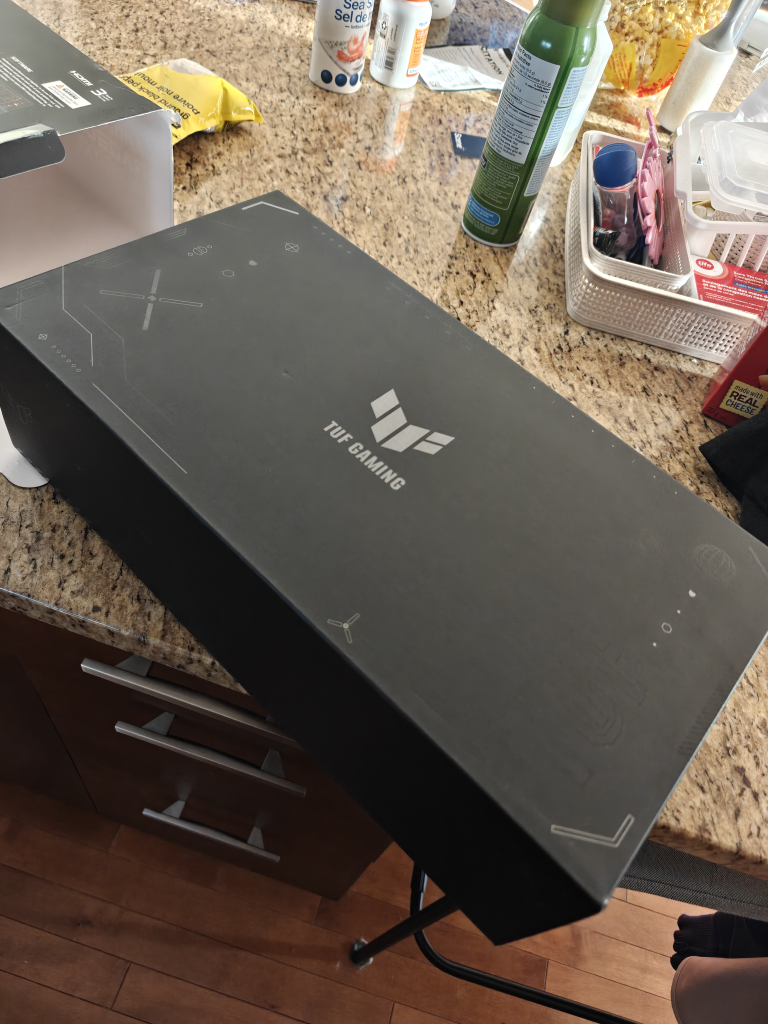 New ASUS TUF Gaming AMD Radeon RX 7900 XT 20GB - photo 3