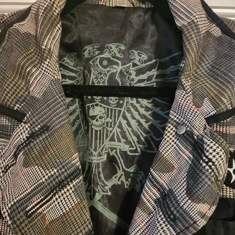 VEXY brand  Camo Plaid Jacket, XL image indicator(3)