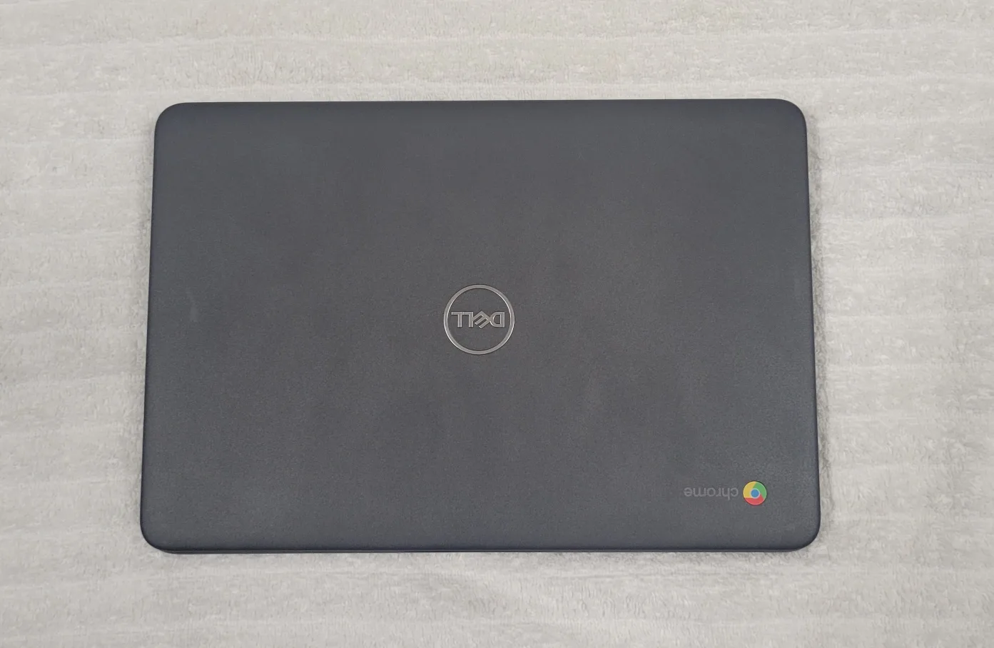 Dell Chromebook 3100 - Great Condition! image indicator(2)