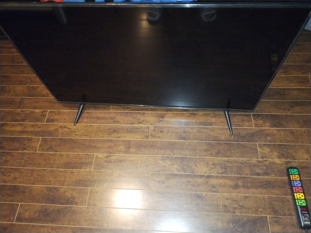 TCL 50" Class 4-Series 4K UHD HDR Roku Smart TV - photo 3