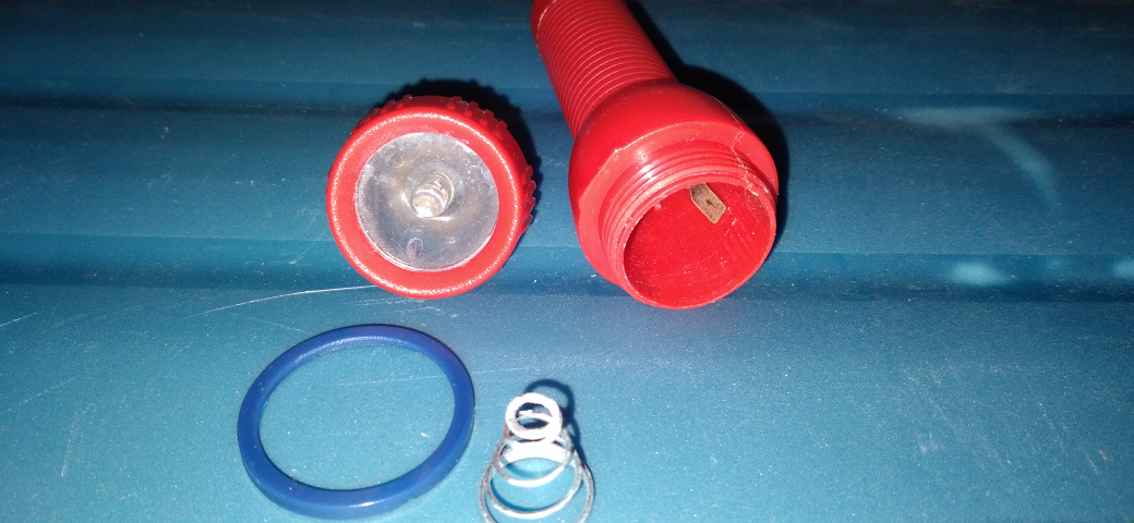 🥕Bossman - Vintage Flashlight keychain - incandescent bulb - 5🥕 - photo 3