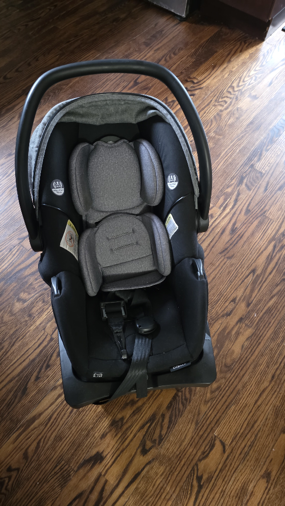 Evenflo Infant Car Seat with Base