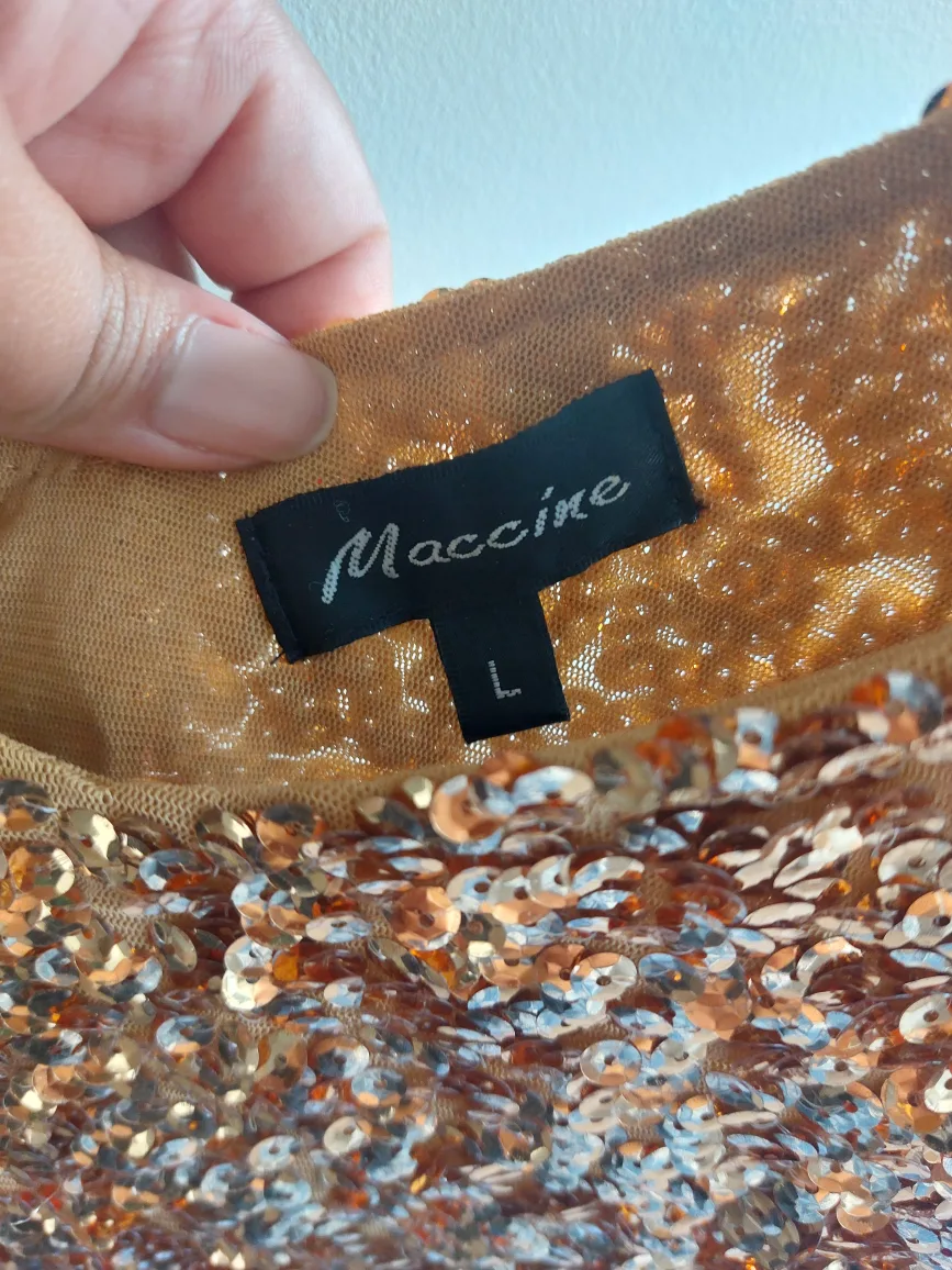 Last chance- Gold Sequin Dress - Size L image indicator(2)