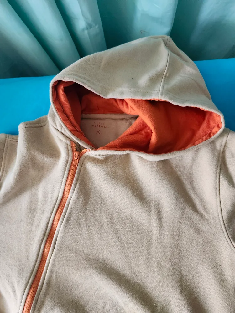 Onyx Vimal Hoodie - Size M thumbnail