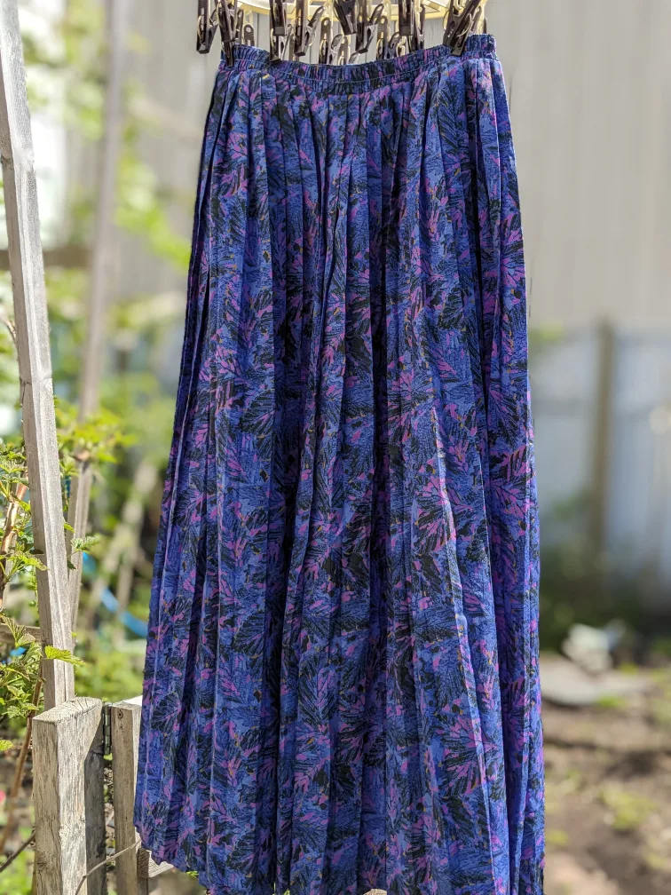 Vintage Pykettes Blue & Purple Floral Pleated Skirt image indicator(2)