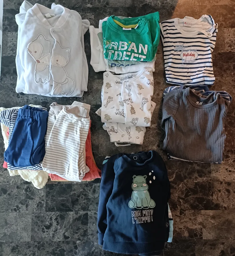 3-6 months Baby Clothes Bundle (21 pieces) thumbnail