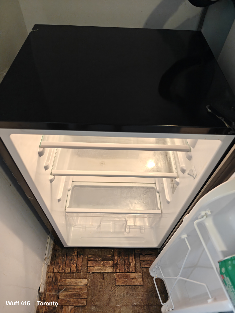 Mini Fridge/ Bar Fridge - photo 3