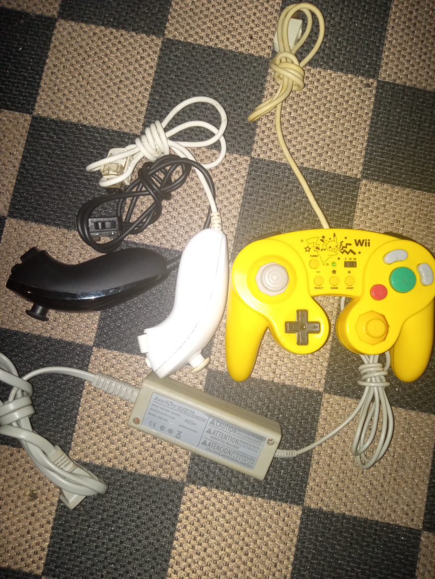 Wii Accessories - Yellow GameCube Controller - photo 3