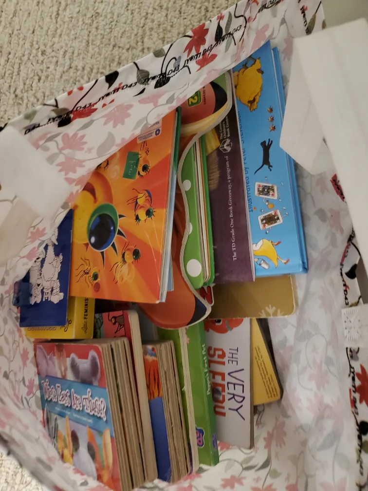 Kids Books Bundle Free thumbnail