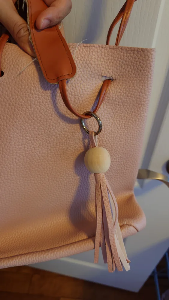 FREE Pink Tote Bag image indicator(2)