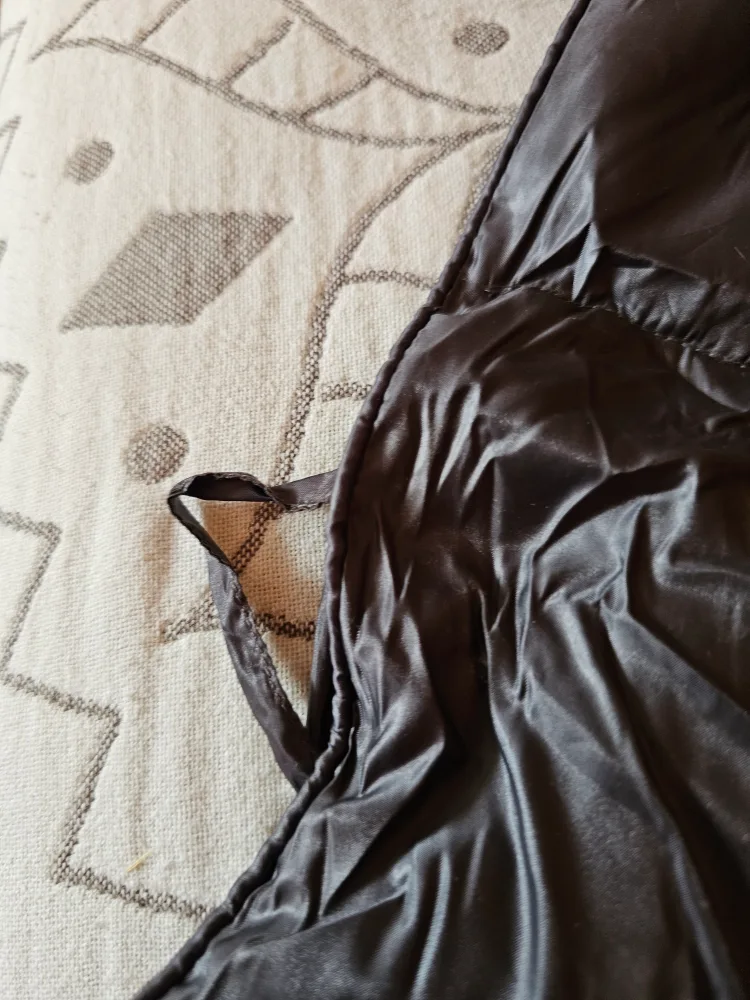 Eddie Bauer Downlite Throw Blanket image indicator(4)