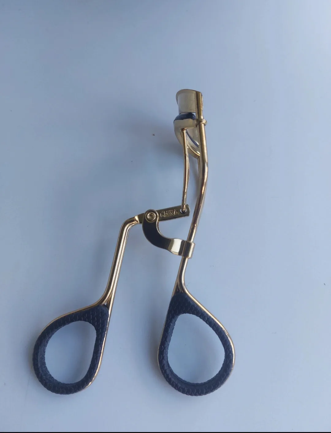 Revlon Eyelash Curler thumbnail