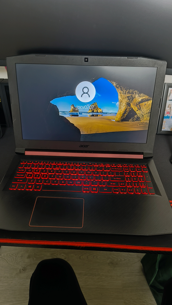 Acer Nitro 5 Gaming Laptop - photo 2