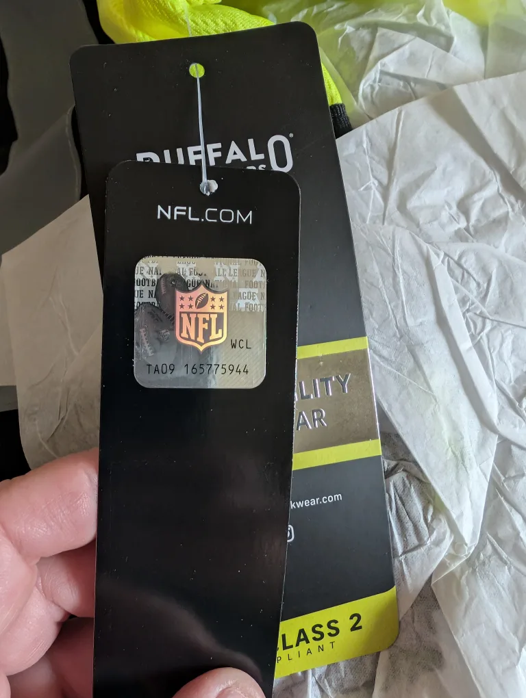 Mens Buffalo Bills Hi-Vis hat image indicator(6)