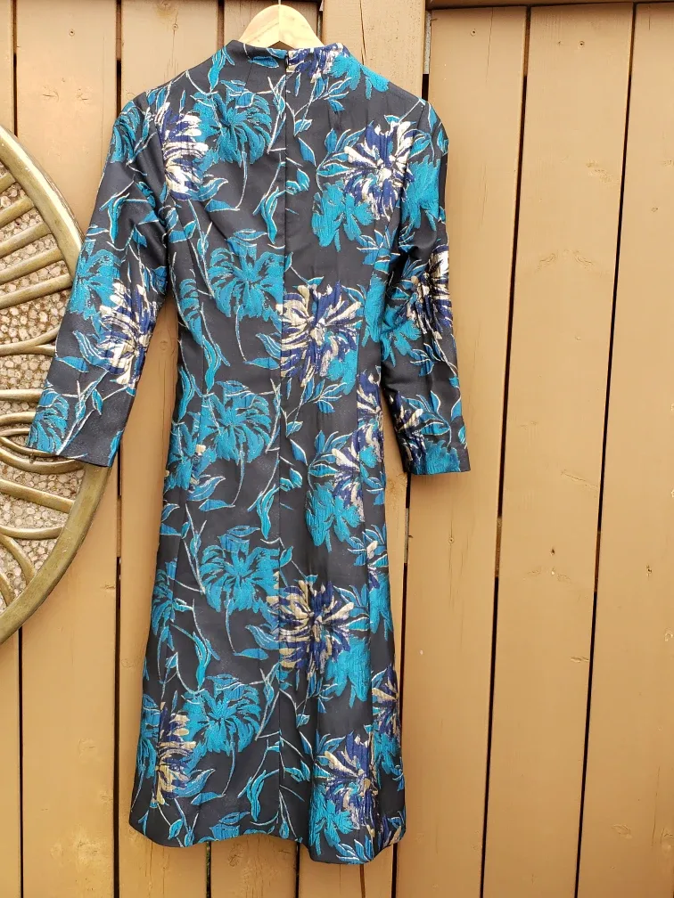 Women's Size 4 Dress image indicator(8)