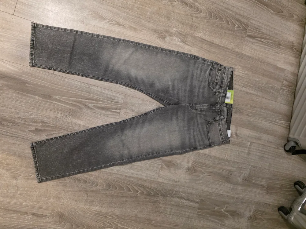 Levi's 502 Taper Flex Jeans - Size 32/30 thumbnail