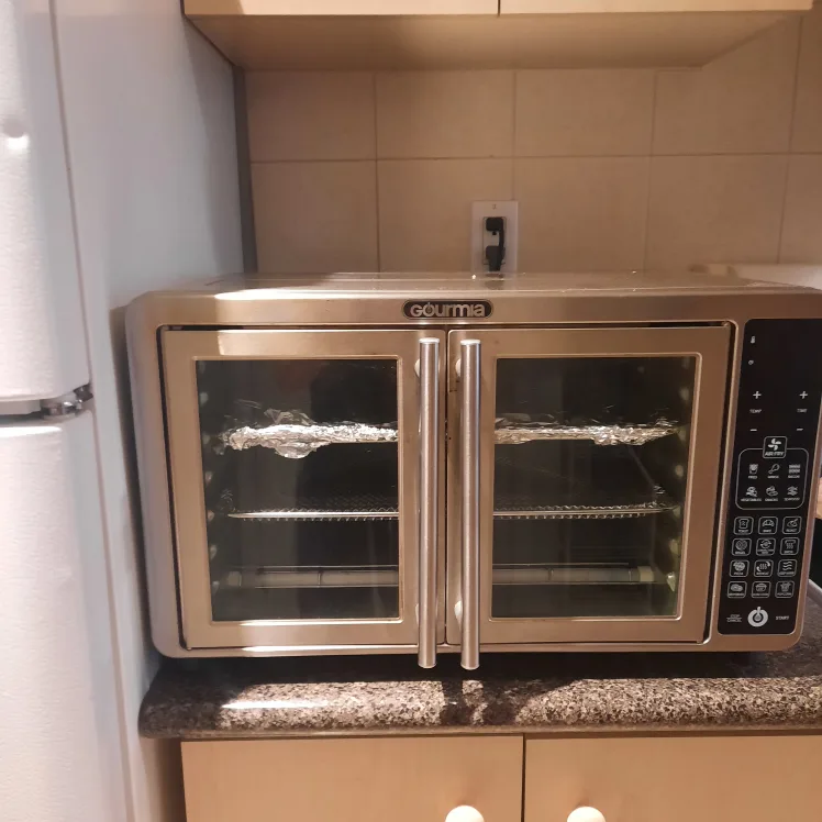 Gourmia Digital Air Fryer Oven thumbnail