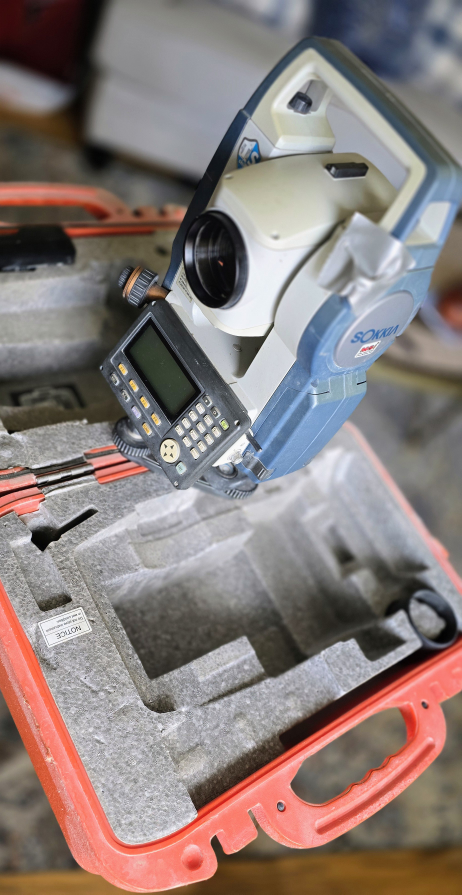 Sokkia CX-105 Total Station with Case - photo 4
