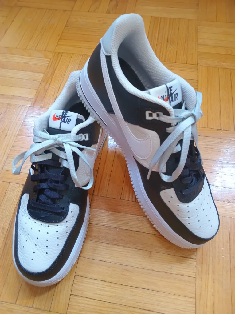 Nike Air Force 1 Black and White thumbnail