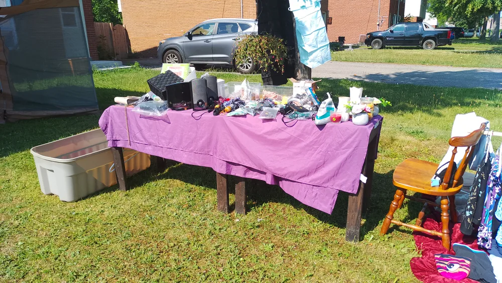 GARAGE SALE image indicator(5)