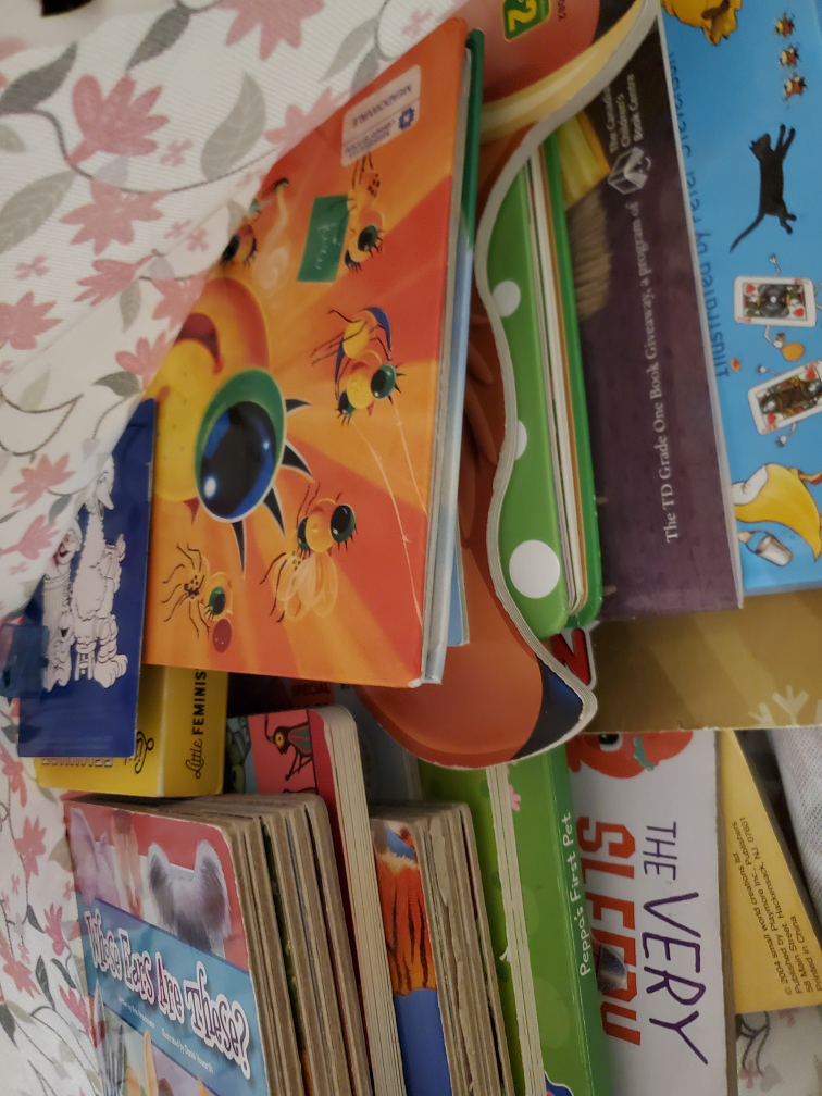 Kids Books Bundle Free - photo 2