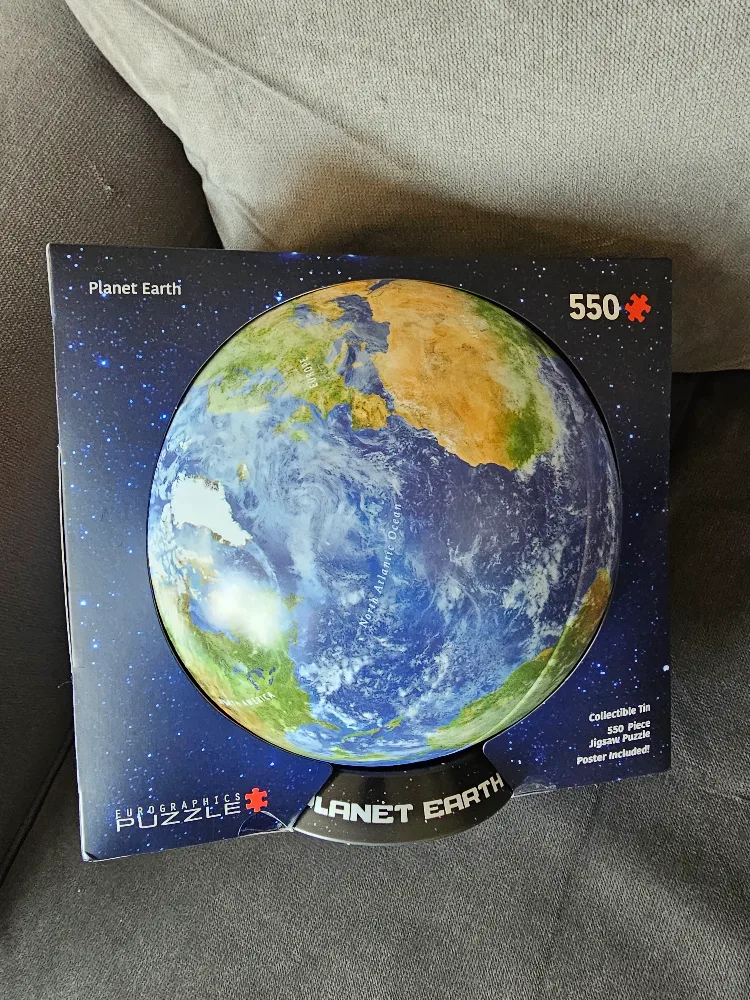 Eurographics Planet Earth 🌏 550 Collectible Tin Jigsaw Puzzle 🧡 thumbnail