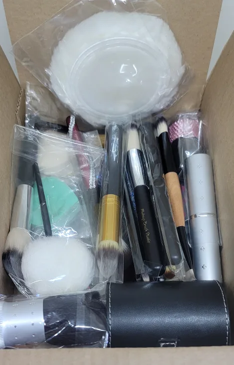 Makeup Brush & Beauty Tool Bundle Super Deal image indicator(2)