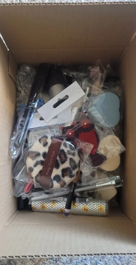 Makeup Brush & Beauty Tool Bundle Super Deal image indicator(4)