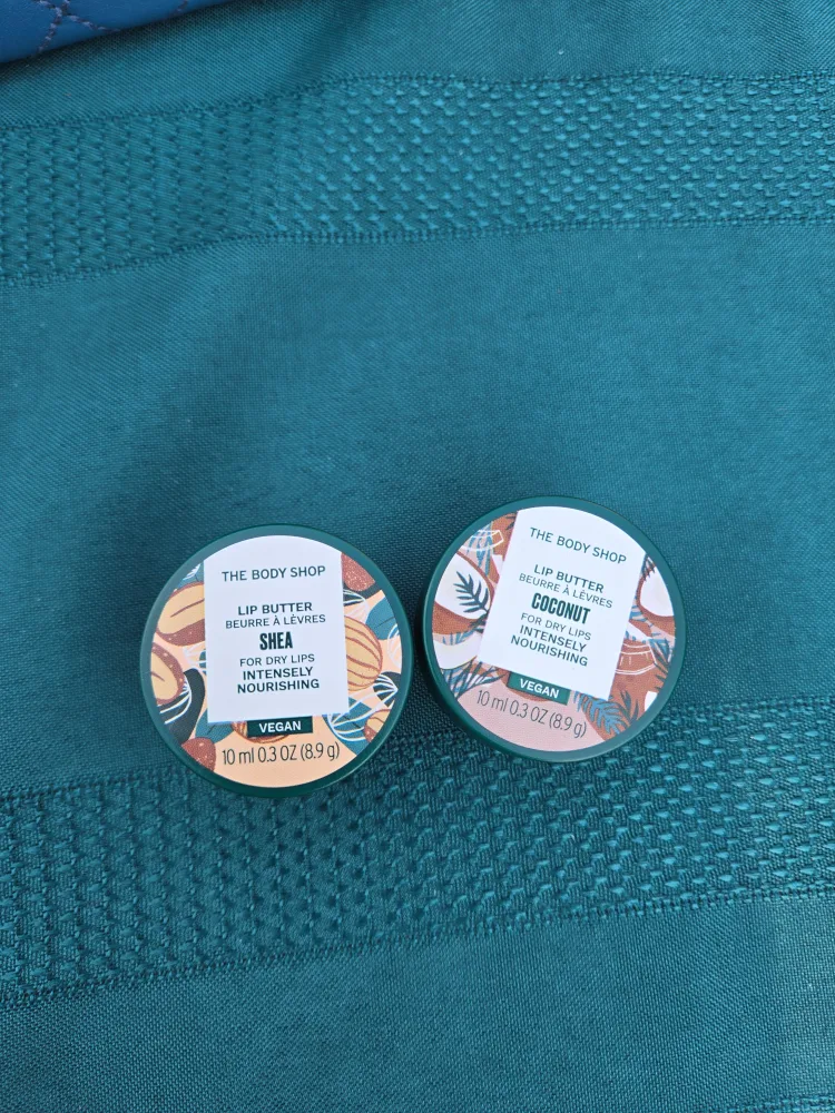 The Body Shop Lip Butter - Shea & Coconut thumbnail