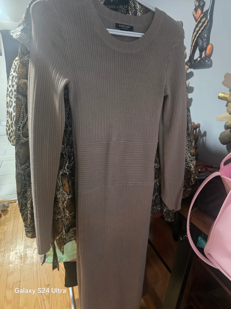 Assorted Women's Jackets image indicator(9)