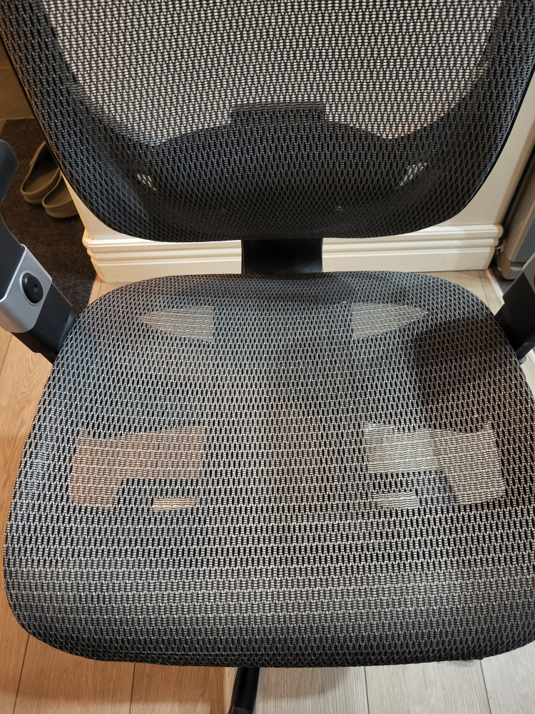 Ergonomic Mesh Office Chair - photo 3