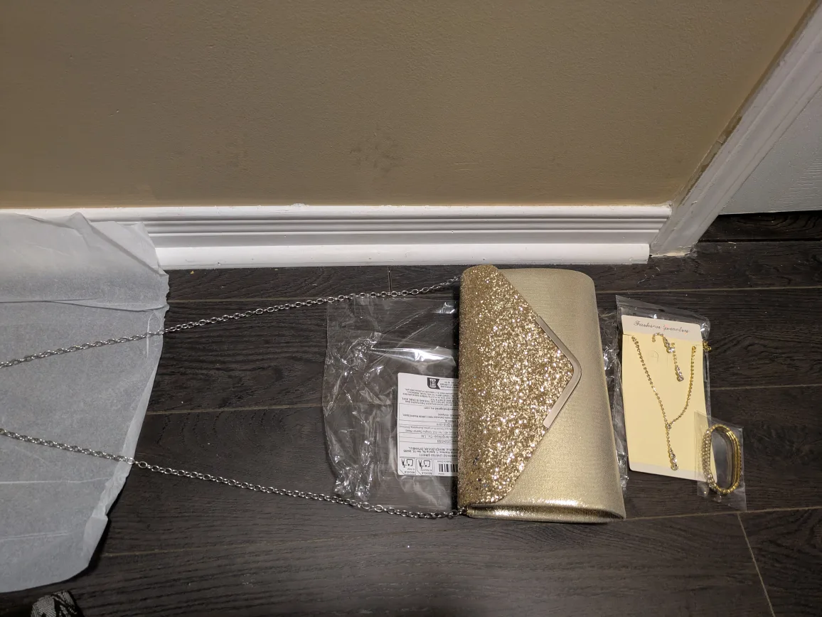 brand new golden glitter evening bag with jewelry combo image indicator(8)