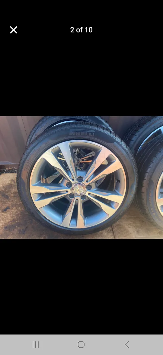 Pirelli Sottozero 245/40R19 Winter Tires on Rims image indicator(2)