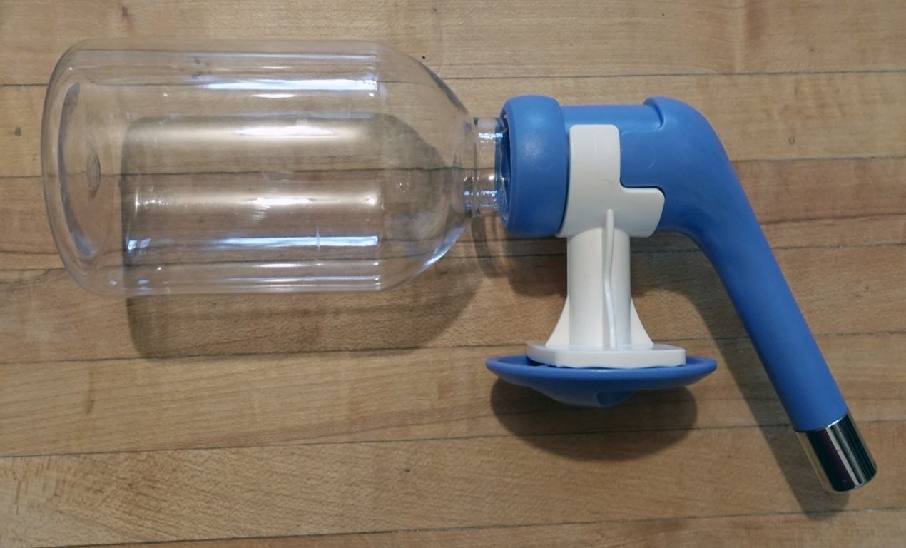 No-Drip Water Dispenser Bottle - photo 4