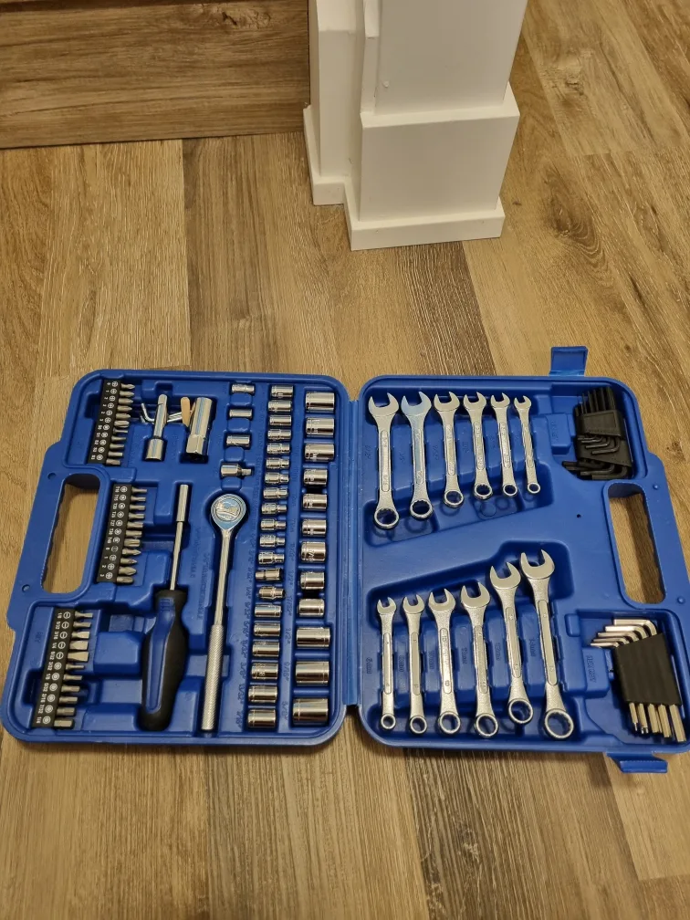 Hyper Tough 113 pc Mechanics Tool Set thumbnail