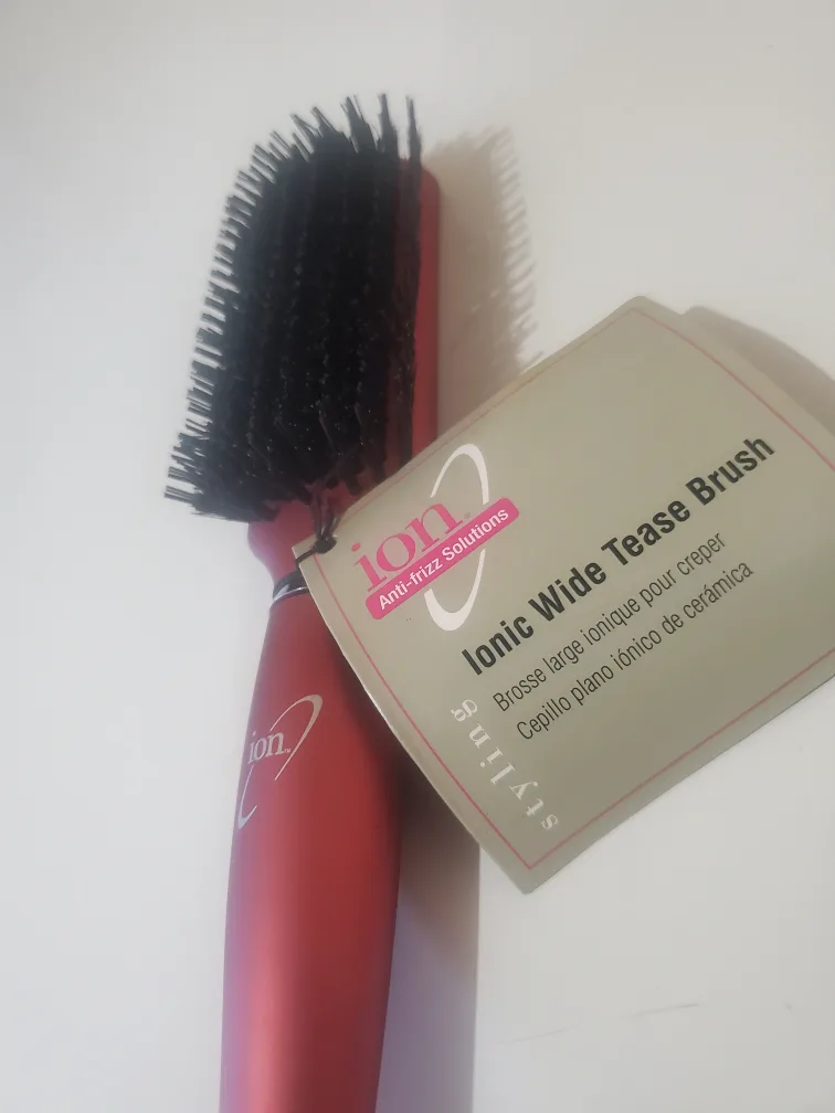 Ion Anti-Frizz Ionic Wide Tease Brush thumbnail