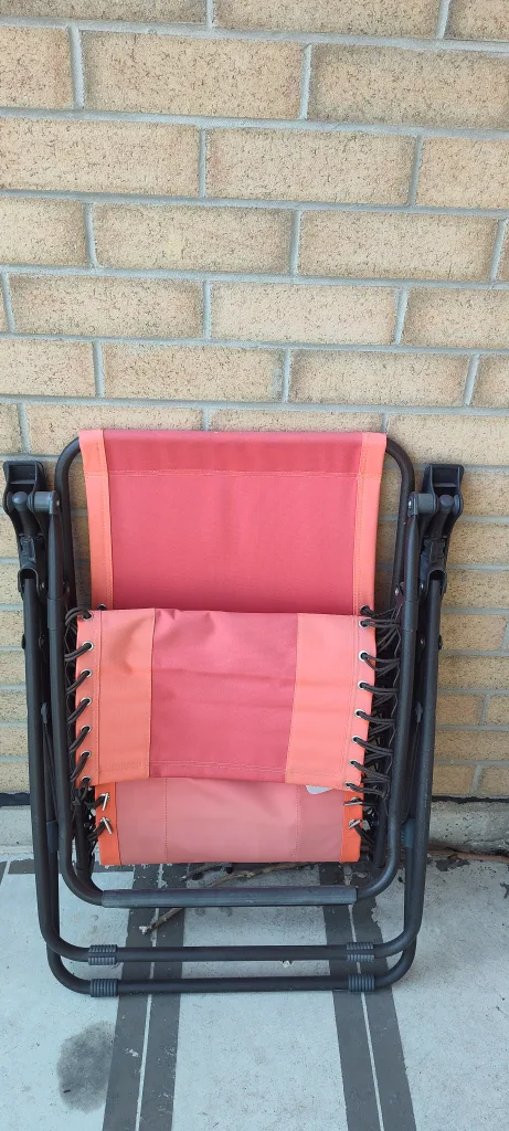 Red Zero Gravity Lounge Chair, foldable patio chair image indicator(4)